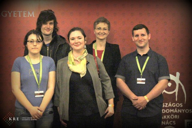 OTDK fal előtt készült képek